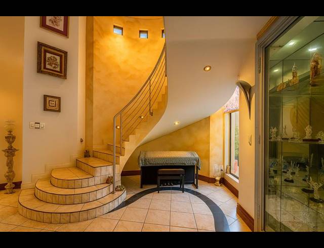 4 BEDROOM HOUSE FOR SALE IN CENTURION GOLF ESTATE